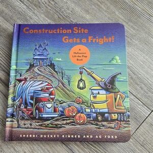 Construction Site Gets a Fright! Halloween Book